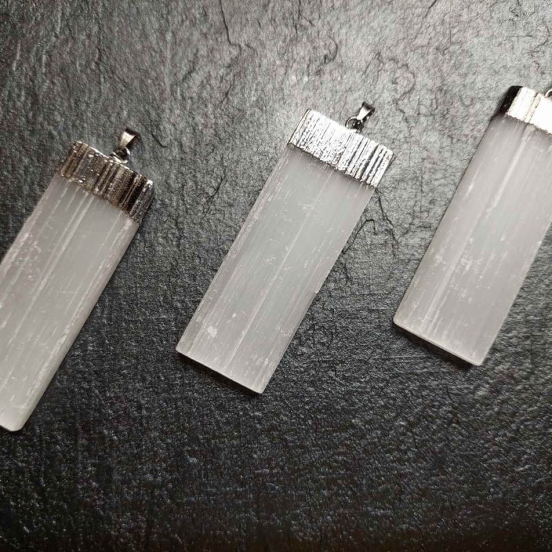 σεληνίτης μενταγιόν