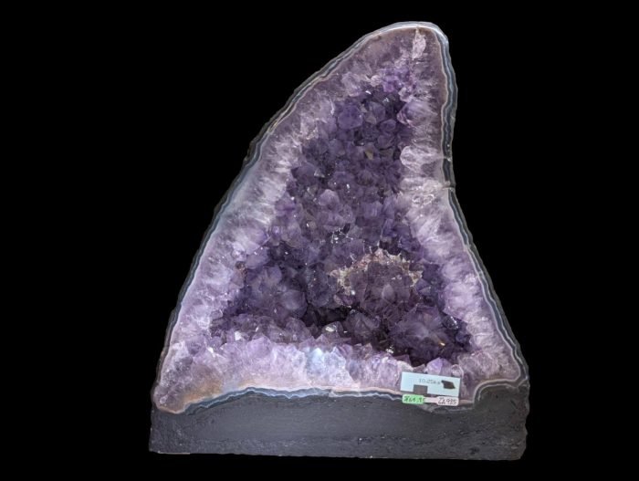 καθεδρικός αμέθυστος 10250γρ καθεδρικός αμέθυστος γεώδες 10,250kg, ύψος 30.5cm, πλάτος 27cm, βάθος 15cm